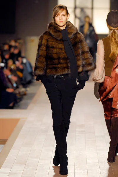 Look 44